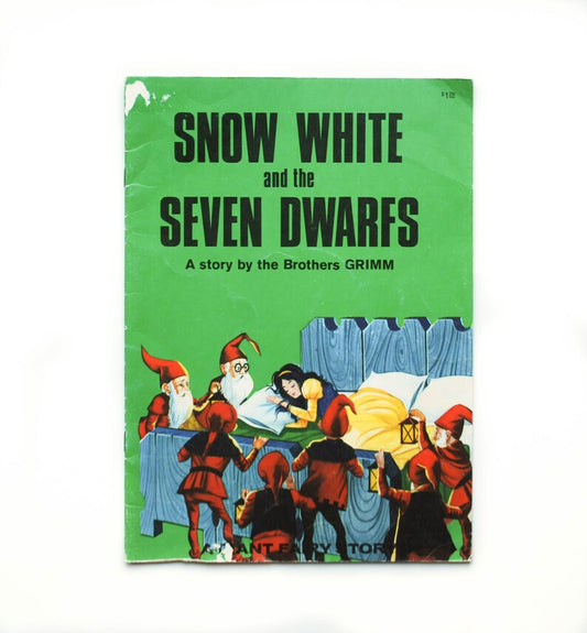 Snow White and the Seven Dwarfs| A story by the Brothers Grimm| A Giant Fairy Story