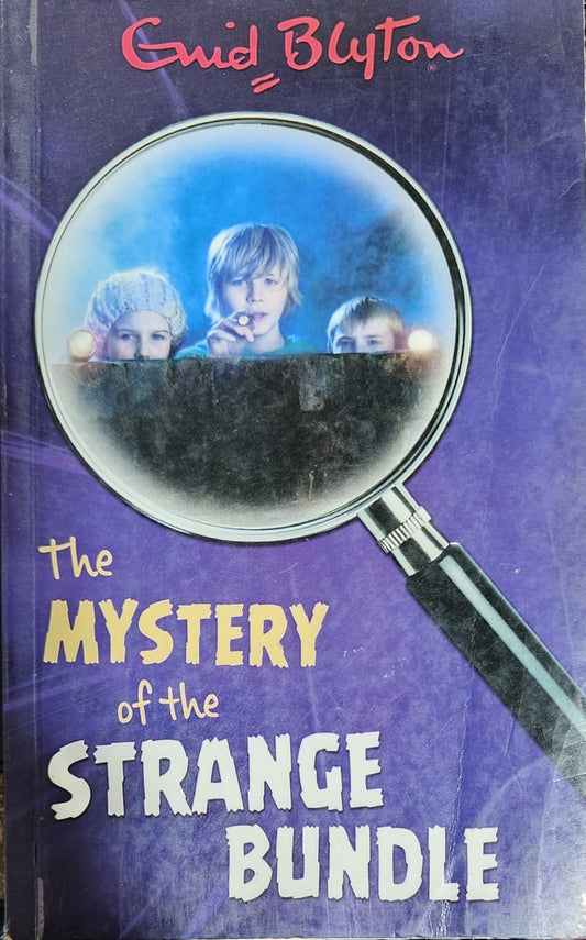 The Mystery of the Strange Bundle: Book 10 by Enid Blyton
