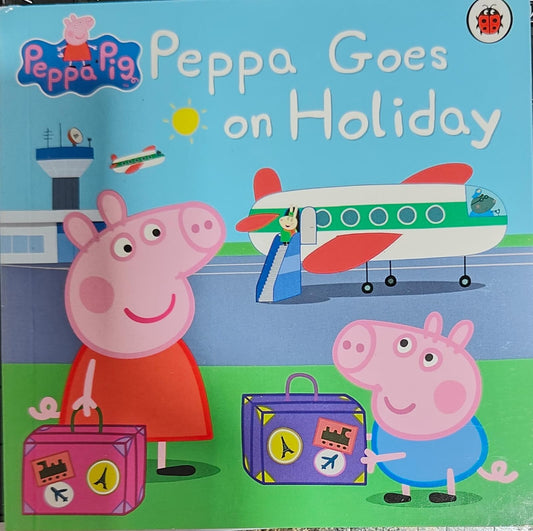 Peppa goes on holiday [PALM SIZE]